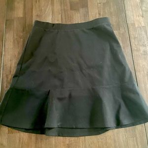 MIDI flared black stretchy skirt